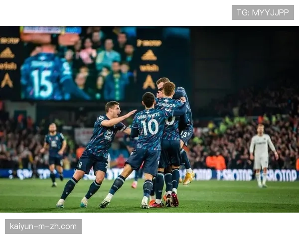 曼联边后卫职责明确化 战术纪律提升攻防两端贡献