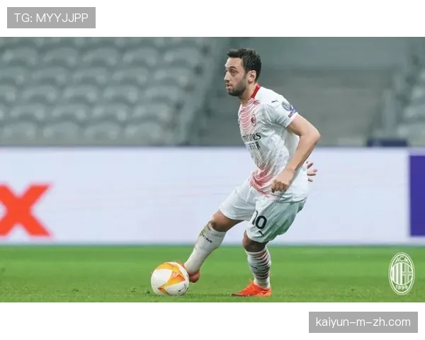 恩戈伊前插时机把握精准 里尔替补球员展现战术价值