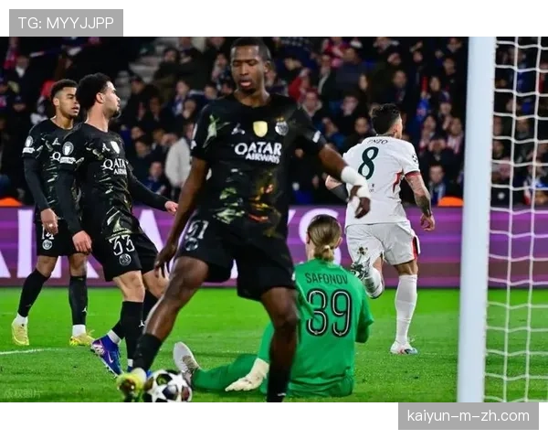 切尔西替补门将约恩森致命失误 防线问题严重成翻盘障碍